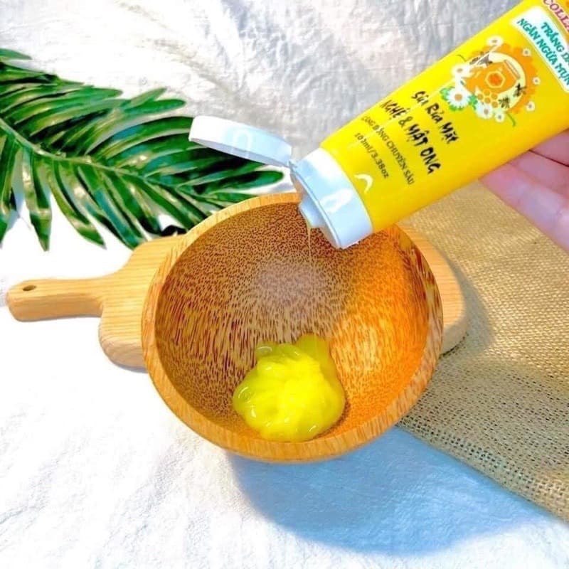 Dong Anh Collagen X3 Face Wash Turmeric Honey 100ml - Anti-Acne